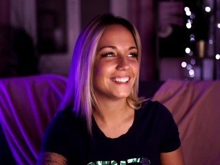 ashlyeroberts nude on adult Live Sex Chat Room