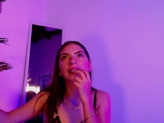 LaraMartin nude on adult Live Sex Chat Room