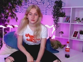 xenia-salute nude on adult Live Sex Chat Room