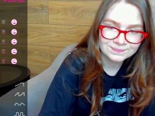 Lilly-Love nude on adult Live Sex Chat Room