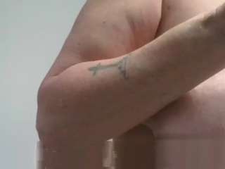 Dora-1976 nude on adult Live Sex Chat Room