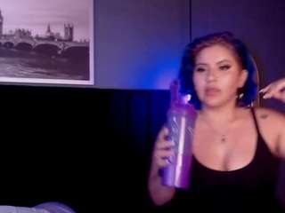 ALEXA-BENETT nude on adult Live Sex Chat Room