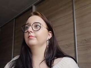 HollyLovee nude on adult Live Sex Chat Room