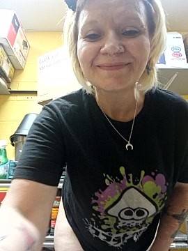 Lindzybella nude strip on cam for live sex chat