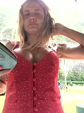 Long-Island nude strip on cam for live sex chat