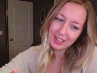 LucyAllen4201 nude on adult Live Sex Chat Room