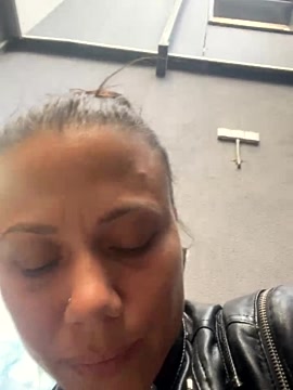 MiaDowell__ nude strip on cam for live sex chat