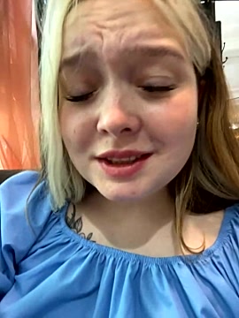 SofiaAdams nude strip on cam for live sex chat