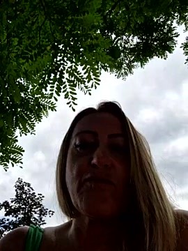 Isabellaa04 nude strip on cam for live sex chat