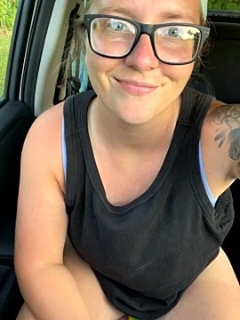 Lizzyloo nude strip on cam for live sex chat