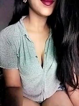 M0nicaa nude strip on cam for live sex chat
