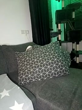 Missmiracless222 nude strip on cam for live sex chat