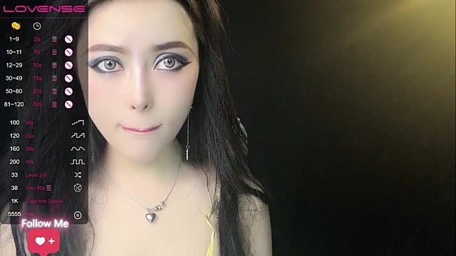 Reaowna nude strip on cam for live sex chat