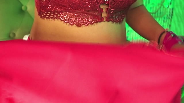 Shonali999 nude strip on cam for live sex chat