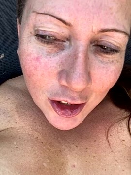 Xsexycurvymilf nude strip on cam for live sex chat
