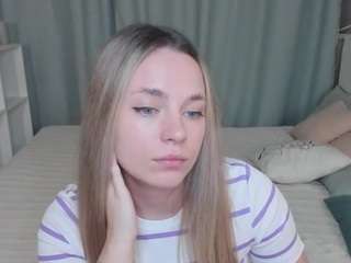 Lana nude on adult Live Sex Chat Room