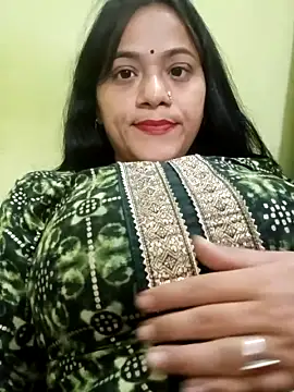 Lata_Bhabi nude strip on cam for live sex chat