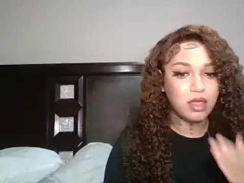 Jaydadior nude strip on cam for live sex chat