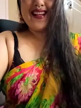 AgniPriya naked strip on webcam for live sex chat
