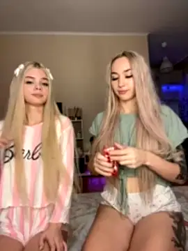 Best_Blondie naked strip on webcam for live sex chat