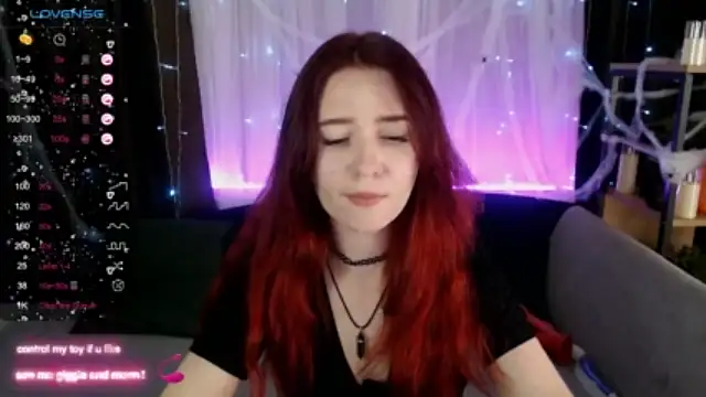 LissMoon nude strip on cam for live sex chat