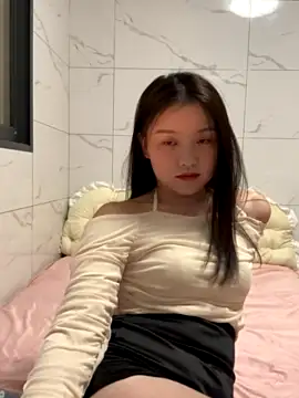 Eightsister naked strip on webcam for live sex chat