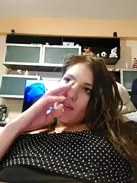 ErinandErik naked strip on webcam for live sex chat