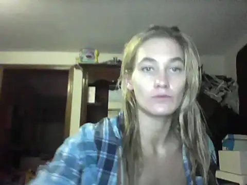 Missymilf naked strip on webcam for live sex chat
