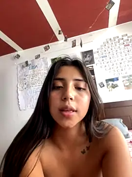 PUSSEYHOT naked strip on webcam for live sex chat
