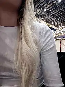 ShannonShanny naked strip on webcam for live sex chat