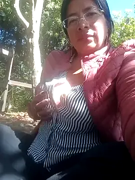 __valentina18 naked strip on webcam for live sex chat