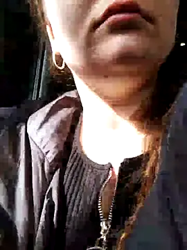 JaniceBoobs naked strip on webcam for live sex chat