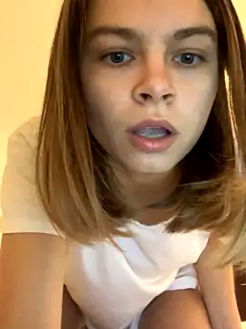 Peanutbutter999 naked strip on webcam for live sex chat