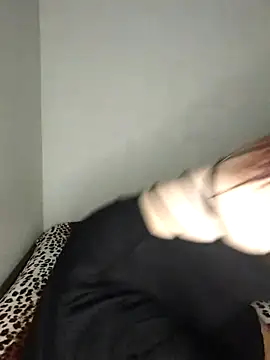 Deisy_summers47x naked strip on webcam for live sex chat
