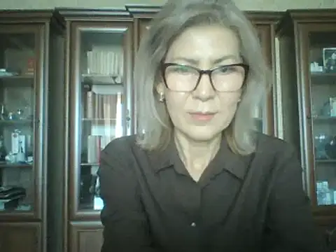 Elegant00Lady naked strip on webcam for live sex chat