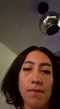 Evelynn22 naked strip on webcam for live sex chat
