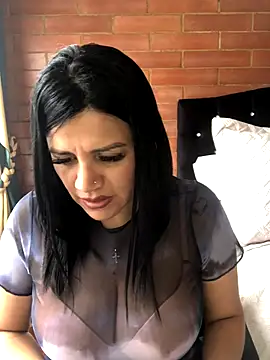 Milf_parkerrr naked strip on webcam for live sex chat