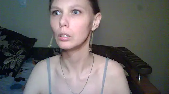 Nika_Shiny naked strip on webcam for live sex chat