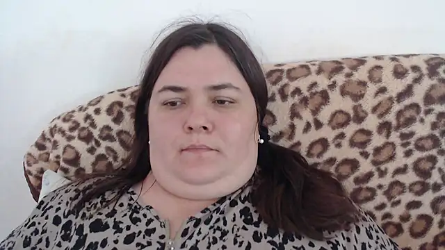 RichDevilGirl naked strip on webcam for live sex chat