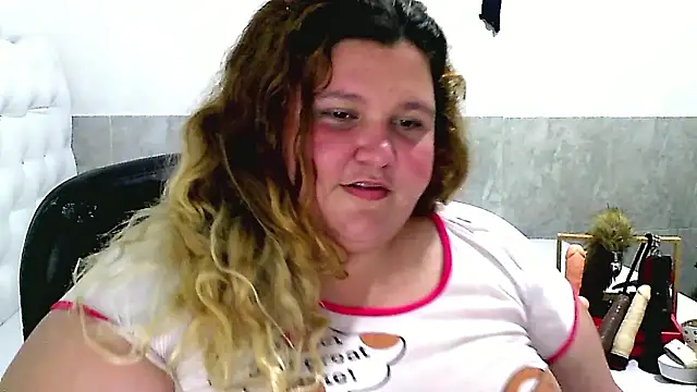 Squirtbbw naked strip on webcam for live sex chat
