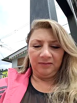 Susanamodelo50 naked strip on webcam for live sex chat