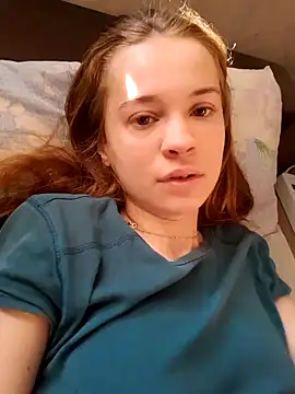 Helgavon21 naked strip on webcam for live sex chat