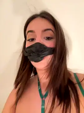 Bad_Girl– naked strip on webcam for live sex chat