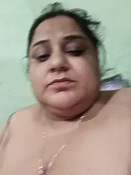 Naughty-Alia naked strip on webcam for live sex chat