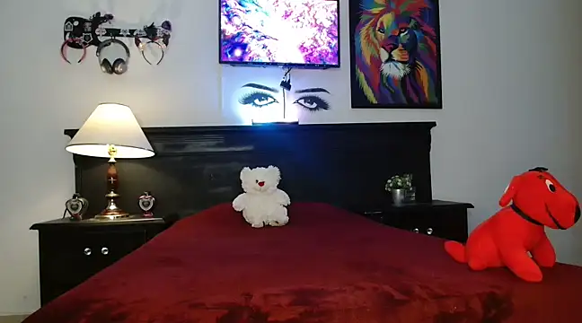 Petite_and_dolls naked strip on webcam for live sex chat