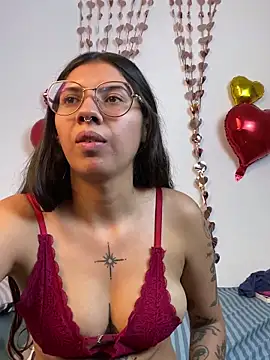 Argentiiniita naked strip on webcam for live sex chat