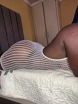 BigRound-Bootayy naked strip on webcam for live sex chat