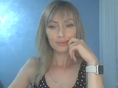 EffectMaya naked strip on webcam for live sex chat