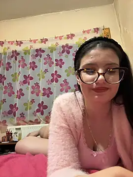 Larra69 naked strip on webcam for live sex chat