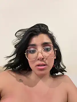 MartinaSooler naked strip on webcam for live sex chat